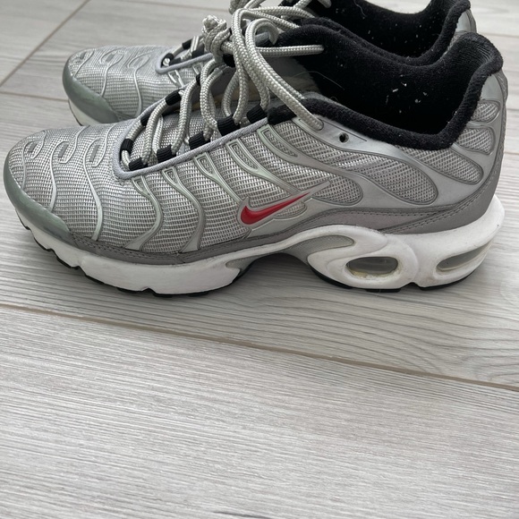 Nike airmax Plus Silver Bullet - Picture 2 of 4